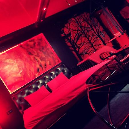 "Dream Room" Тематические Апартаменты Харьков! Цоколь! Extérieur photo